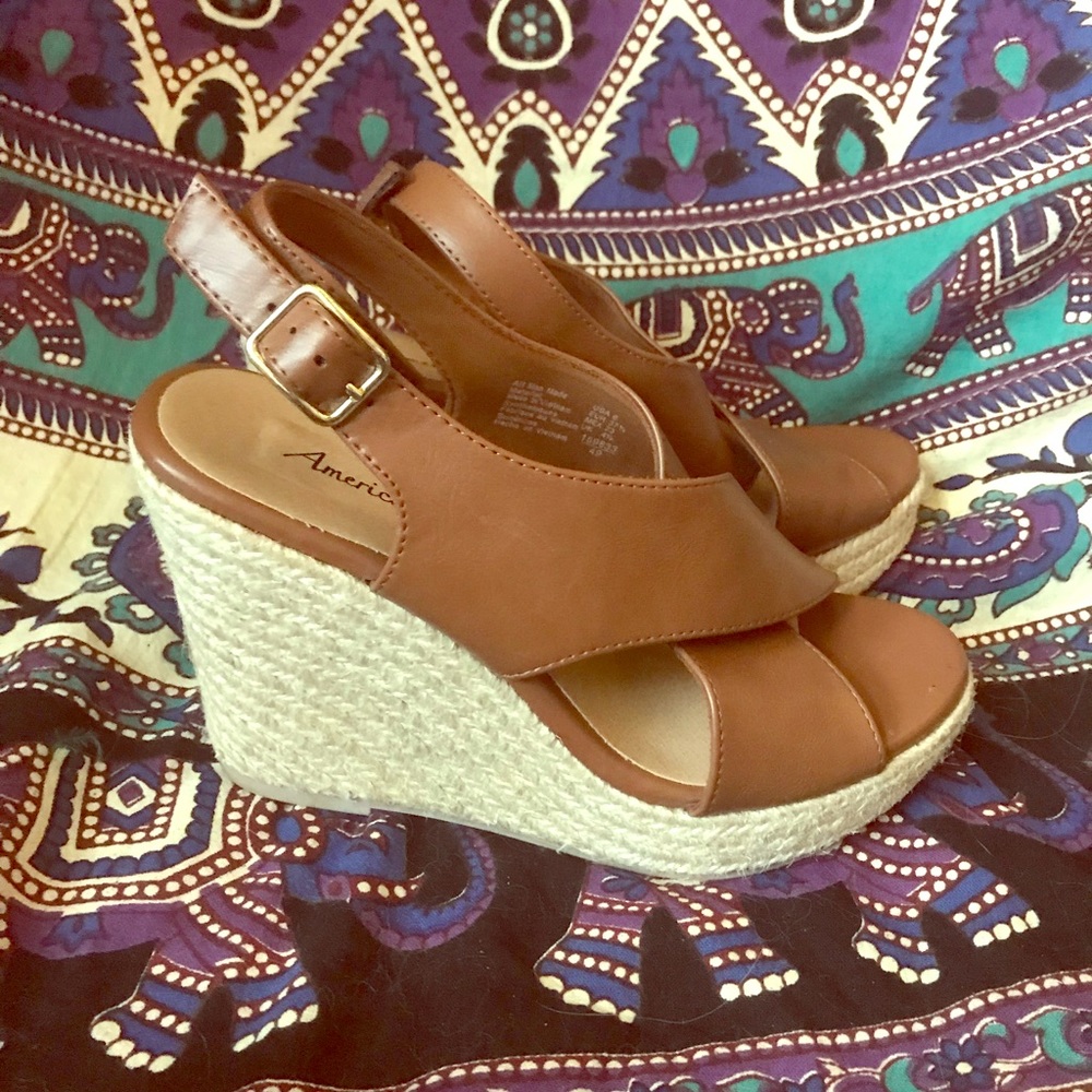 American Eagle brown wedges size 6